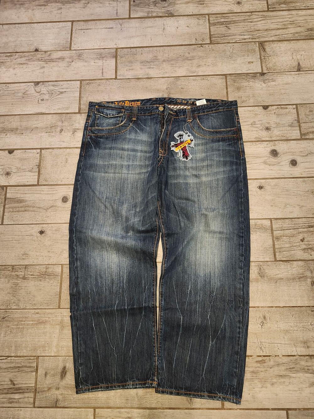 NEW Vintage Y2K Azzure Skull Embroidered Baggy Jeans